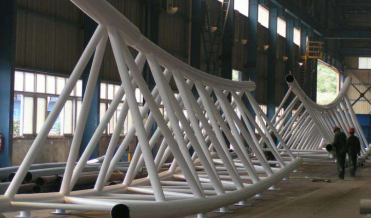 博尔塔拉蒙古自治州管廊钢结构与桁架结构的管道支架应该如何区分